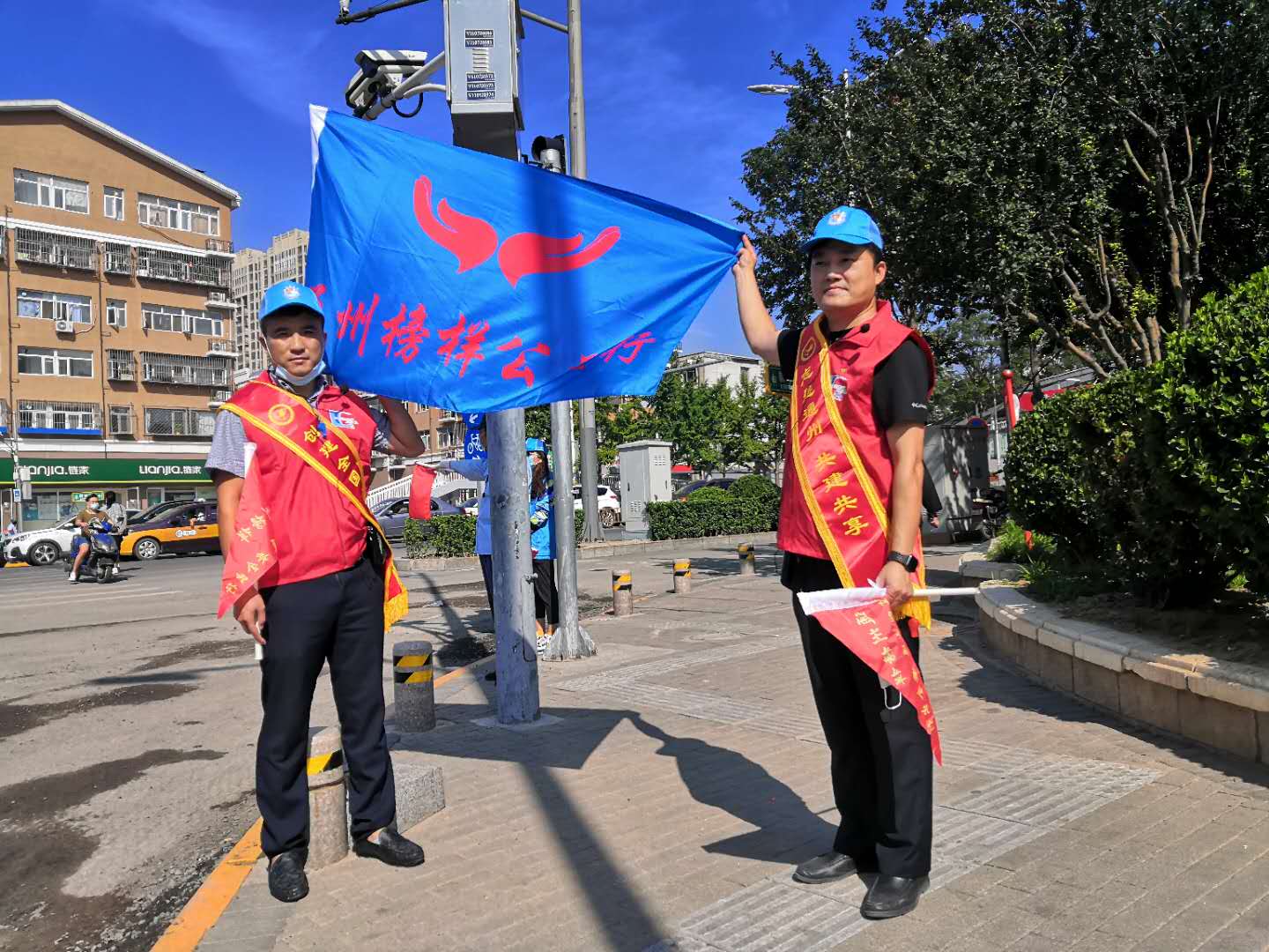 <strong>操,美女大黑逼</strong>